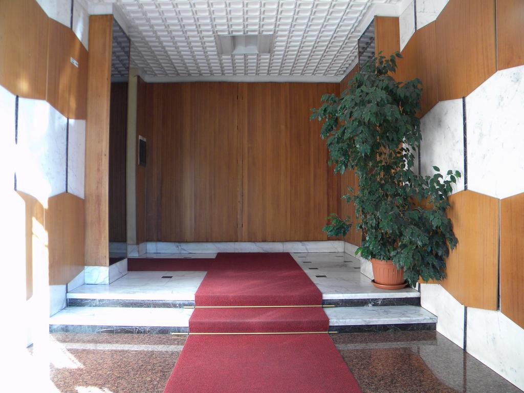Gmaison Guesthouse Рим Екстериор снимка