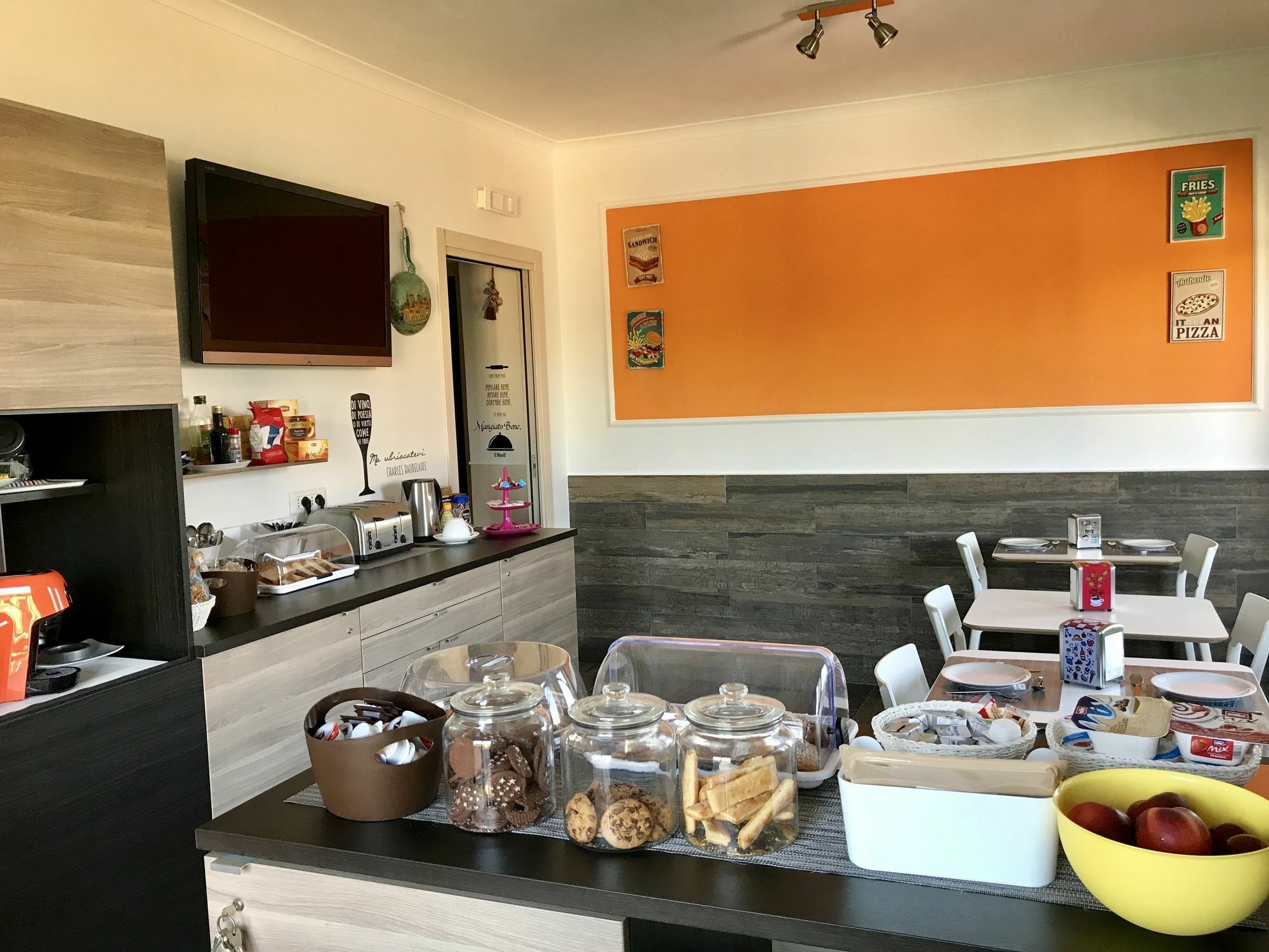Gmaison Guesthouse Рим Екстериор снимка