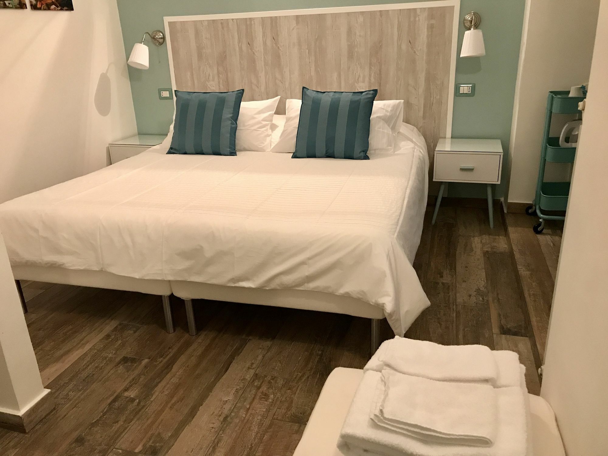 Gmaison Guesthouse Рим Екстериор снимка